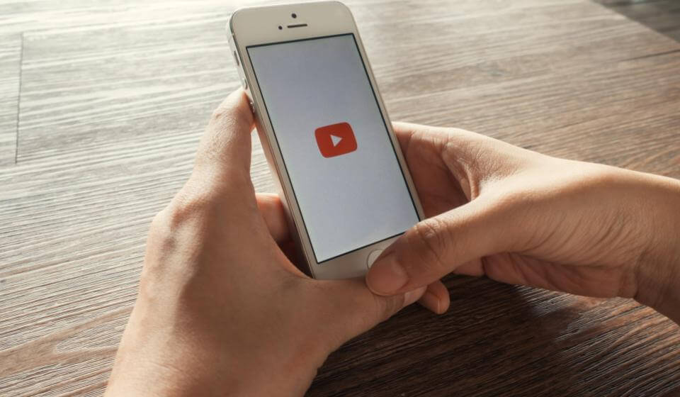 YouTube lança miniplayer para você continuar vendo vídeos enquanto navega